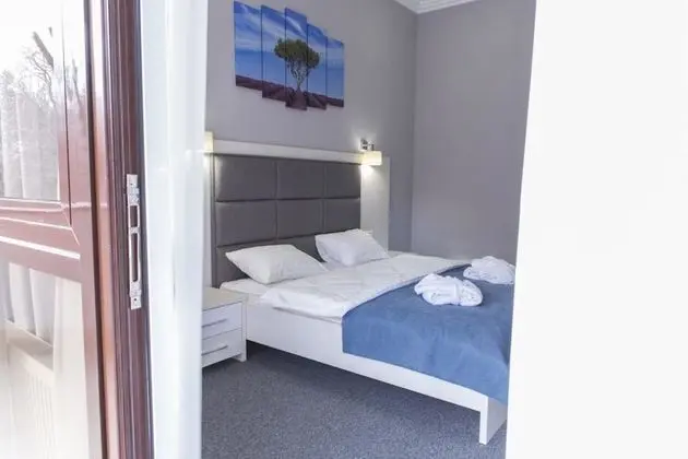 Superior Tek Büyük veya İki Ayrı Yataklı Oda, Balkon, Göl Manzaralı