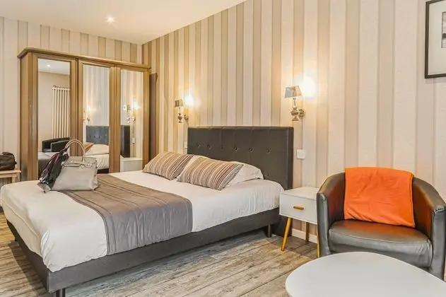 Superior Tek Büyük Yataklı Oda