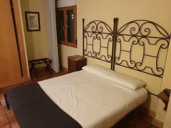 Tek Büyük veya İki Ayrı Yataklı Oda, Dağ Manzaralı