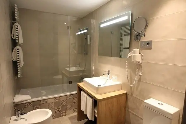 Comfort Tek Büyük Yataklı Oda