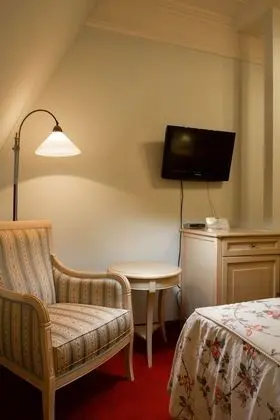 Comfort Tek Büyük veya İki Ayrı Yataklı Oda
