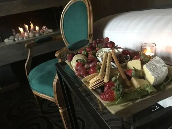 Luxury Oda, 1 En Büyük (King) Boy Yatak (Jet Spa Suite)