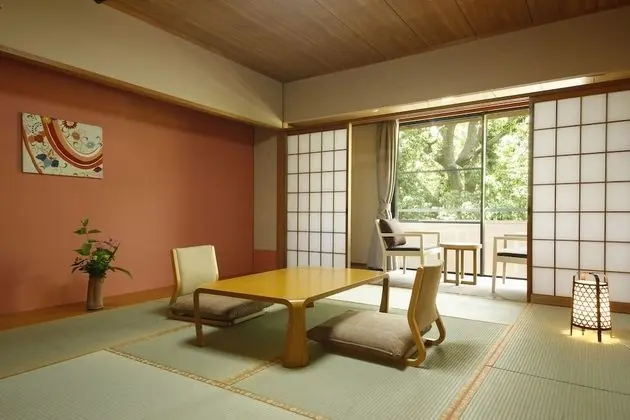 Traditional Oda (Japanese Style, For 4 People)