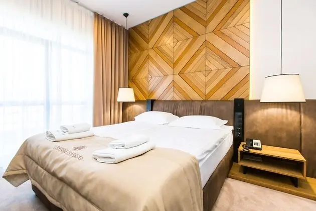 Luxury Oda, Balkon