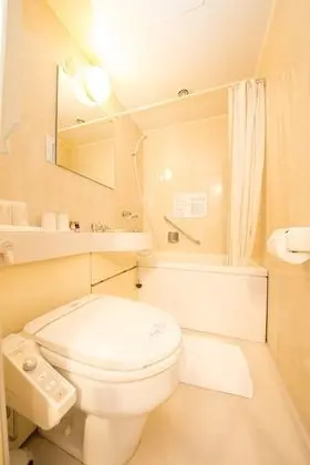 İki Ayrı Yataklı Oda (Room Type A, No tattoo allowed)