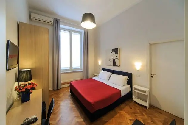 Standard Tek Büyük Yataklı Oda