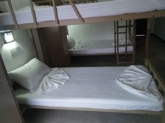 8-Bed Mixed Dormitory
