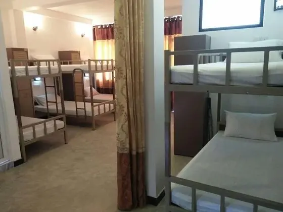 8-Bed Mixed Dormitory
