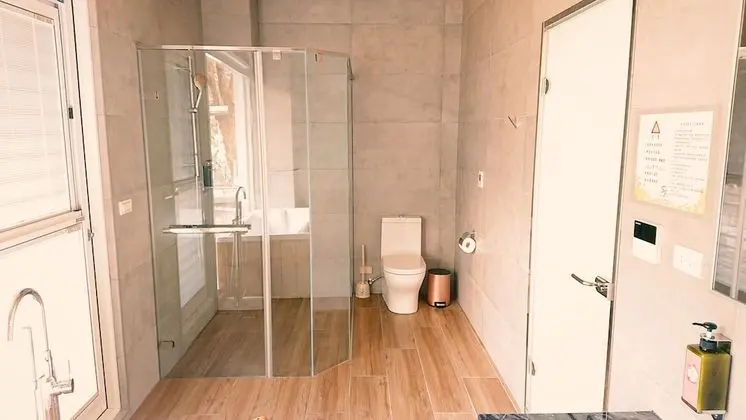 Premium Tek Büyük Yataklı Oda