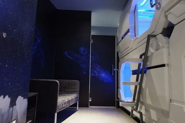 Deluxe Family Room
