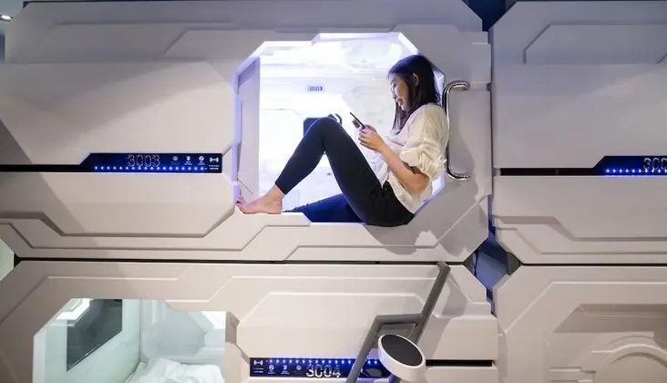 Single Capsule Bed - 8 Female