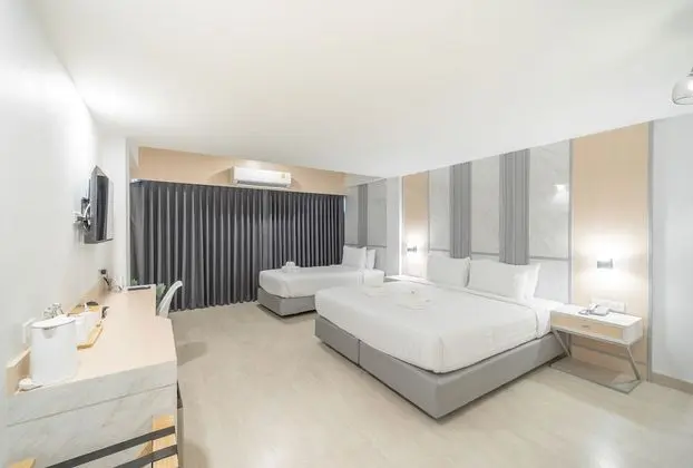 Deluxe Üç Kişilik Oda