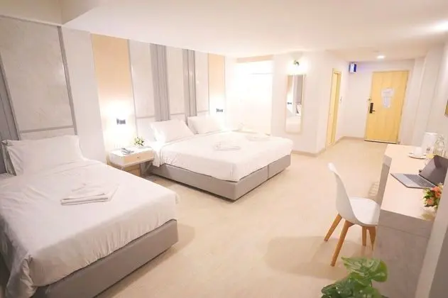 Deluxe Üç Kişilik Oda