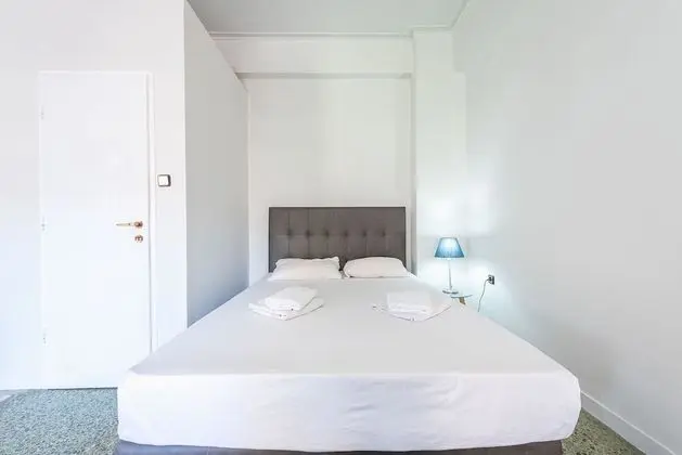 Grand Apart Daire (Near Metro #1)