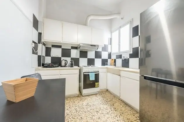 Grand Apart Daire (Near Metro #1)