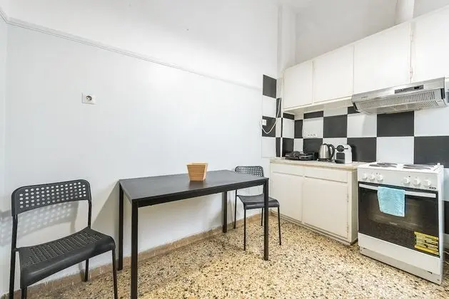 Grand Apart Daire (Near Metro #1)