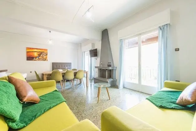 Grand Apart Daire (Near Metro #1)