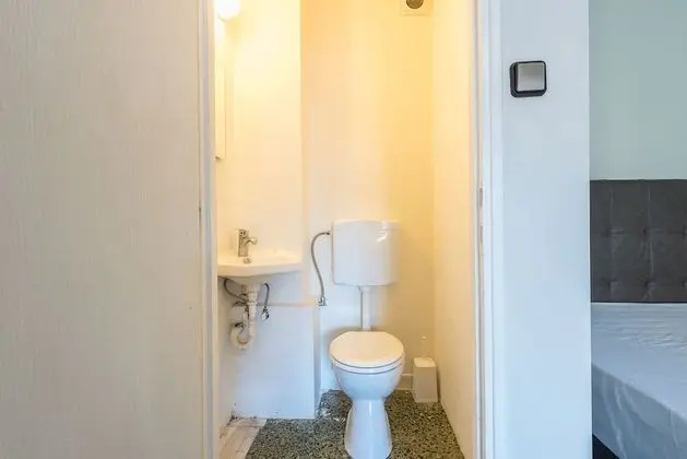 Grand Apart Daire (Near Metro #1)