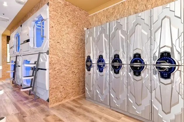 Büyük Yataklı Tek Kişilik Oda