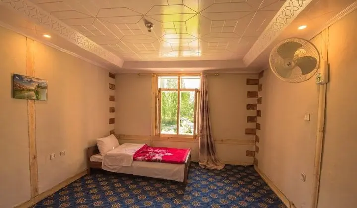 Standard Tek Büyük Yataklı Oda