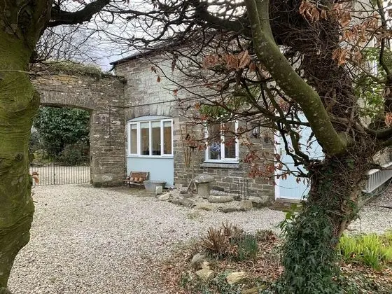 Kır Evi, 1 Büyük (Queen) Boy Yatak