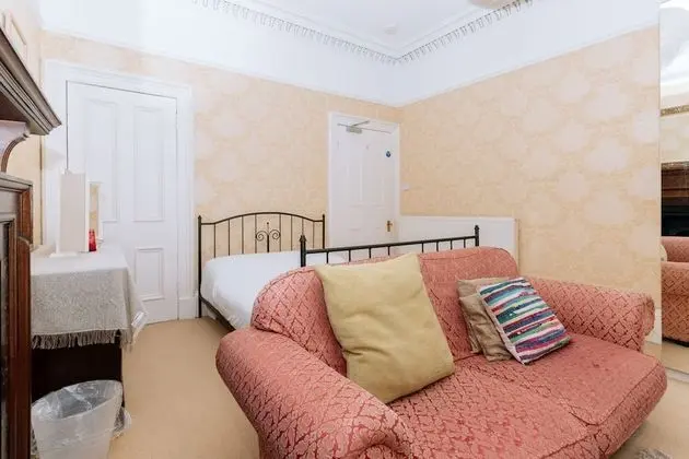 Basic Apart Daire, Birden Çok Yatak