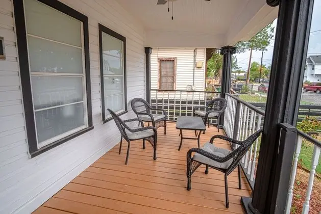 Ev (4 Bedrooms)