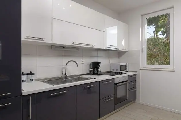 Exclusive Apart Daire, Deniz Manzaralı