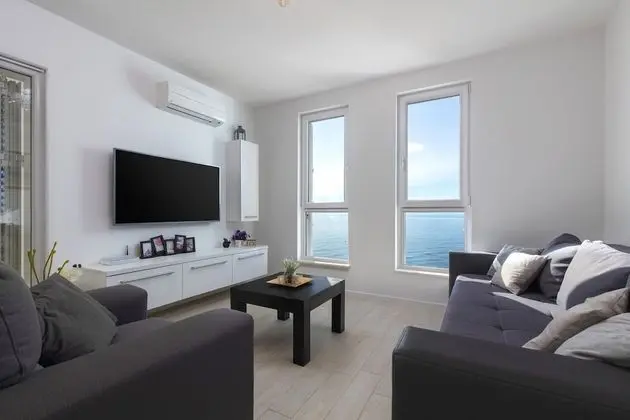 Exclusive Apart Daire, Deniz Manzaralı