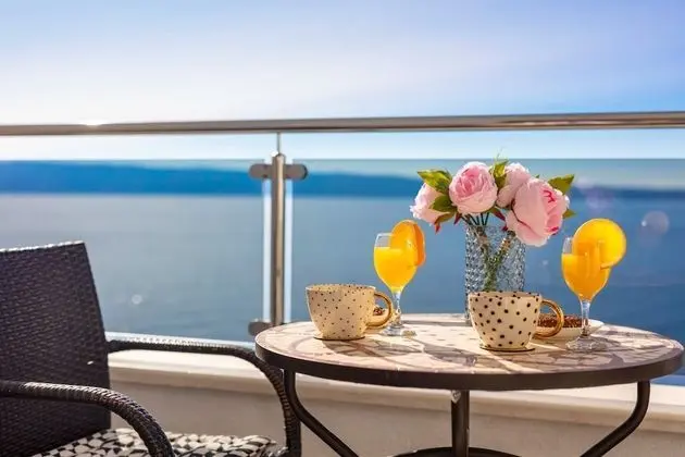 Exclusive Apart Daire, Deniz Manzaralı