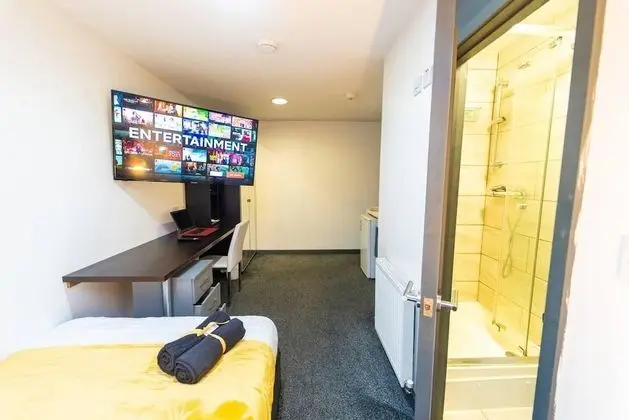 Stüdyo, 1 Büyük (Queen) Boy Yatak