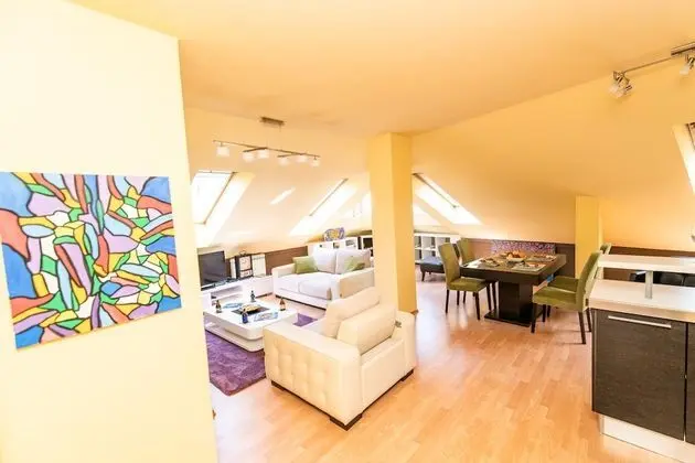 Çatı Katı (Loft) (2 Bedrooms)