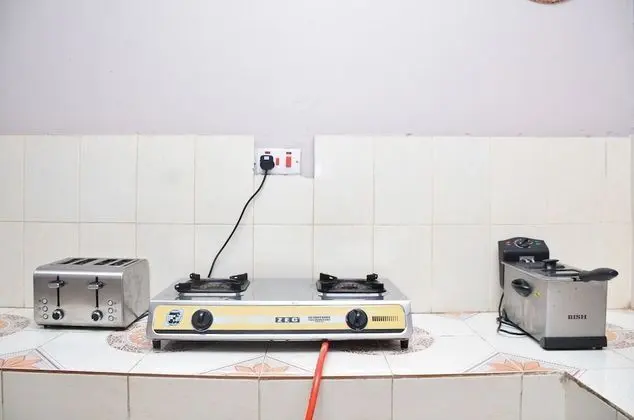 Tek Büyük Yataklı Oda, Ortak Banyo