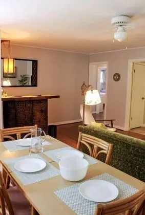 Ev (Spacious, homey 2-bedroom in Chattano)