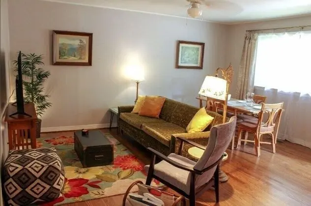 Ev (Spacious, homey 2-bedroom in Chattano)