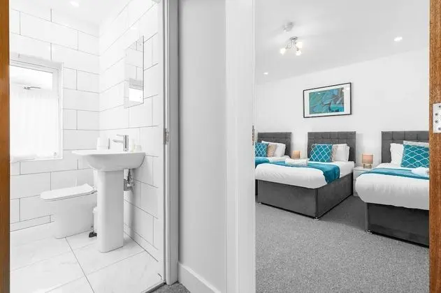 Ev (5 Bedrooms)