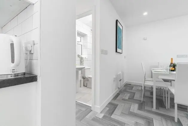 Ev (5 Bedrooms)