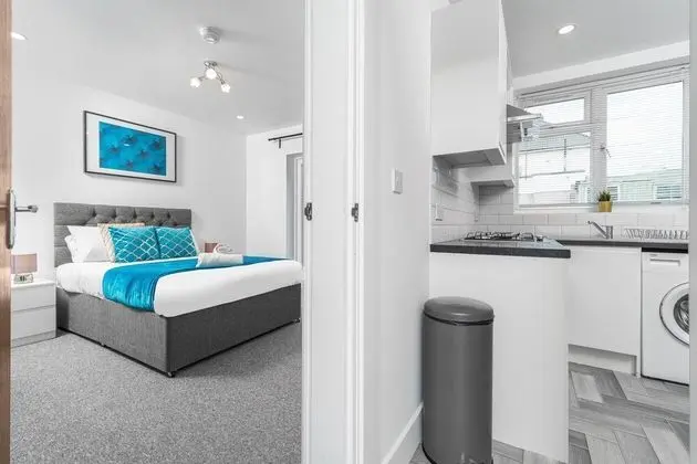 Ev (5 Bedrooms)