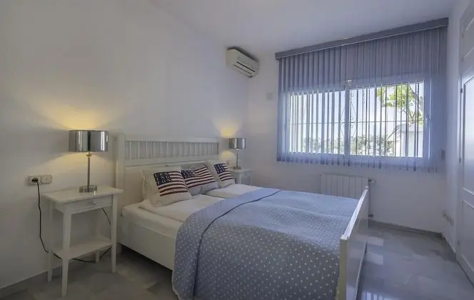 Villa, 4 Yatak Odası, Kişiye Özel Havuzlu