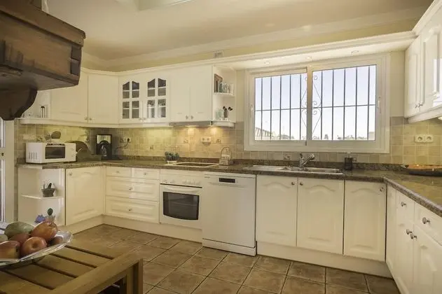 Villa, 4 Yatak Odası, Kişiye Özel Havuzlu