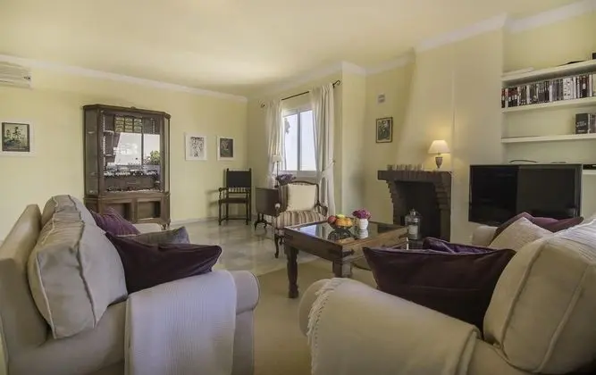 Villa, 4 Yatak Odası, Kişiye Özel Havuzlu