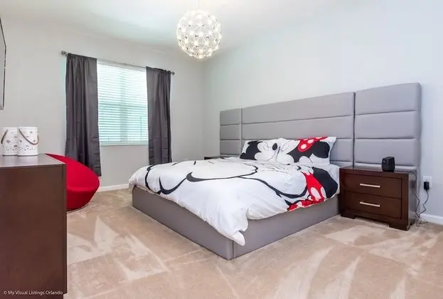 Villa (Spacious and Modern 8 Bedroom 5 Bathr)