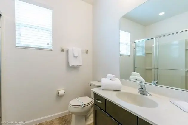 Villa (Spacious and Modern 8 Bedroom 5 Bathr)
