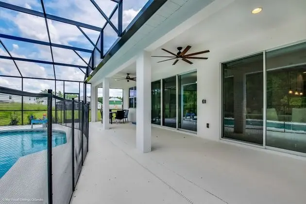 Villa (Spacious and Modern 8 Bedroom 5 Bathr)