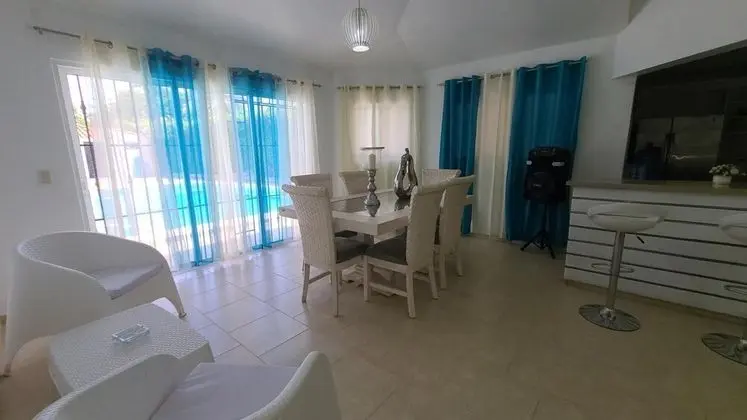 Villa, Sigara İçilebilir