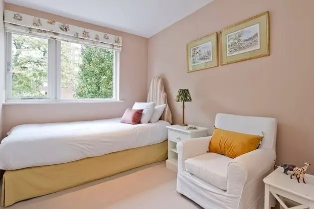 Ev (4 Bedrooms)