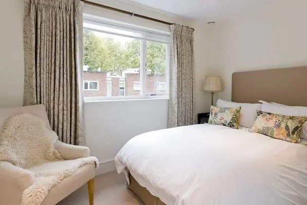 Ev (4 Bedrooms)