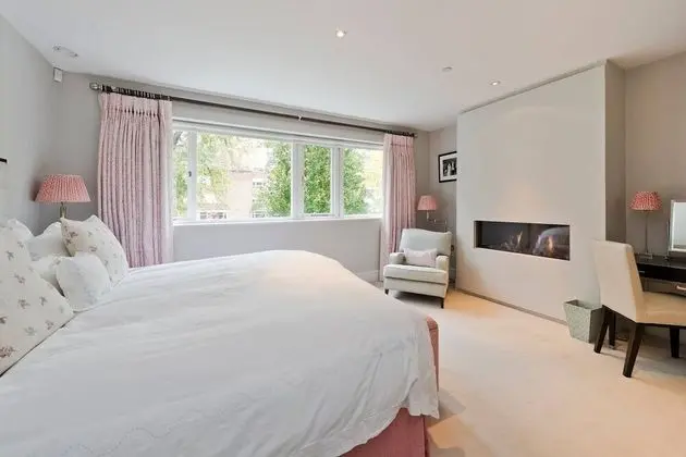 Ev (4 Bedrooms)