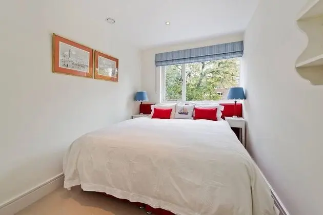 Ev (4 Bedrooms)