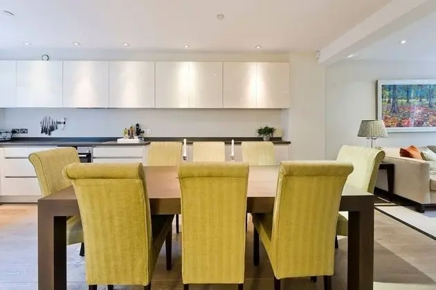 Ev (4 Bedrooms)